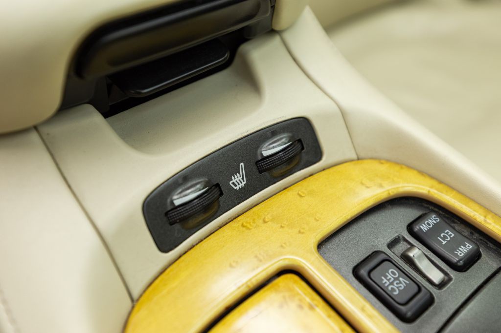 2005 Lexus SC Image 48
