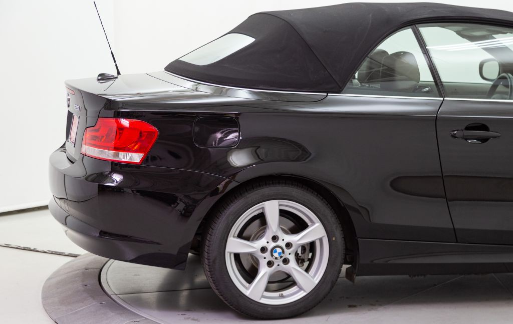 2013 BMW 1 Series Image 15