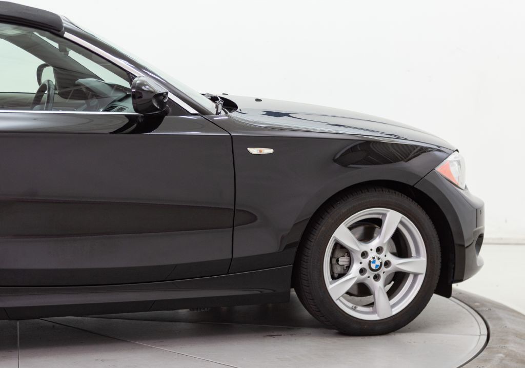 2013 BMW 1 Series Image 17