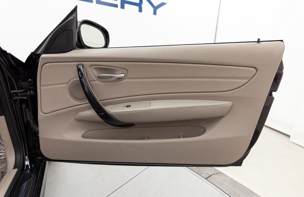 2013 BMW 1 Series Image 32