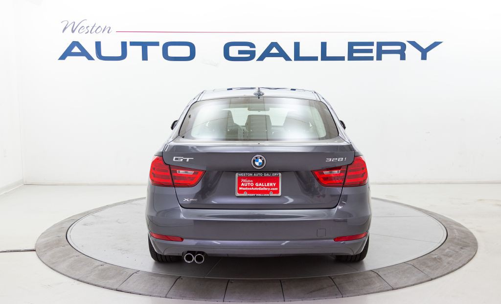 2014 BMW 3 Series Image 4