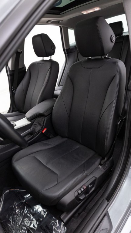 2014 BMW 3 Series Image 31