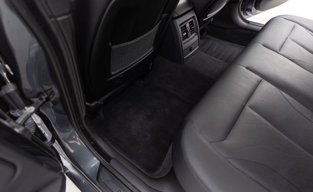 2014 BMW 3 Series Image 47