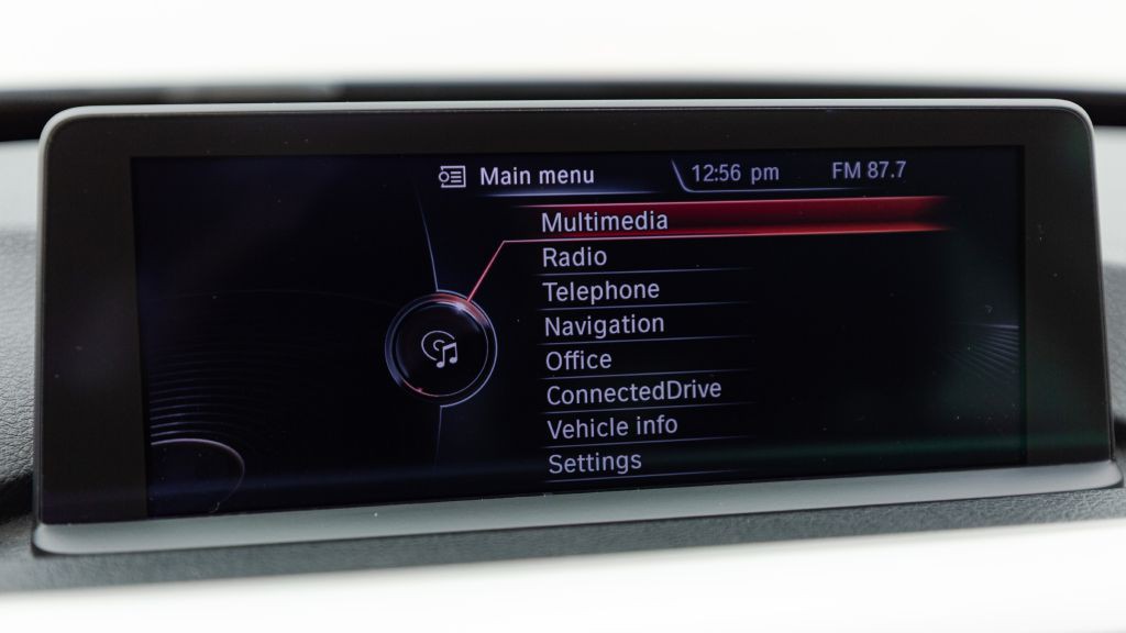 2014 BMW 3 Series Image 56