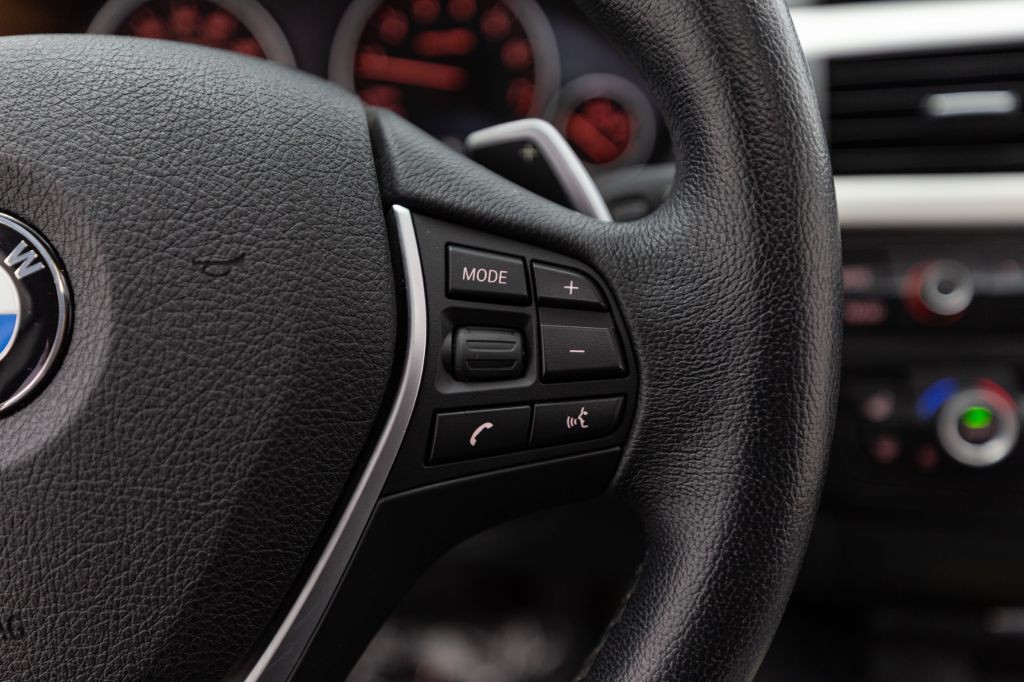 2014 BMW 3 Series Image 69