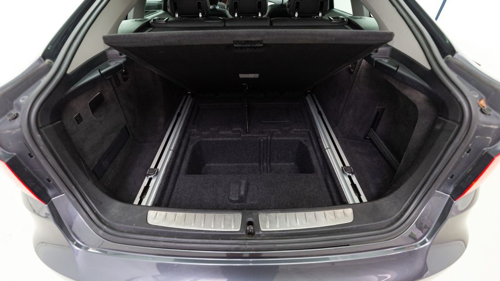 2014 BMW 3 Series Image 74