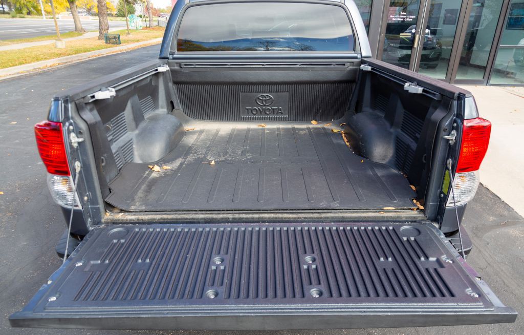 2010 Toyota Tundra Image 22