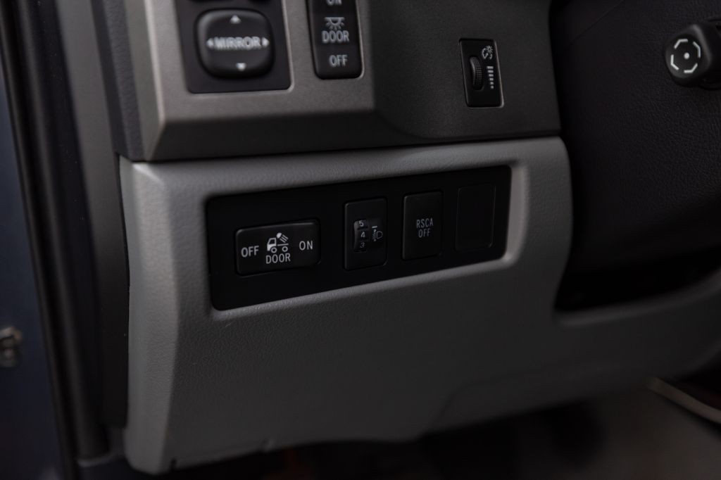 2010 Toyota Tundra Image 69