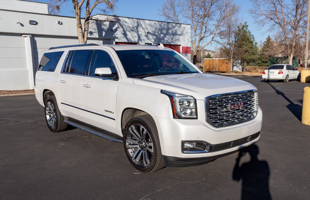 2018 GMC Yukon Image 6