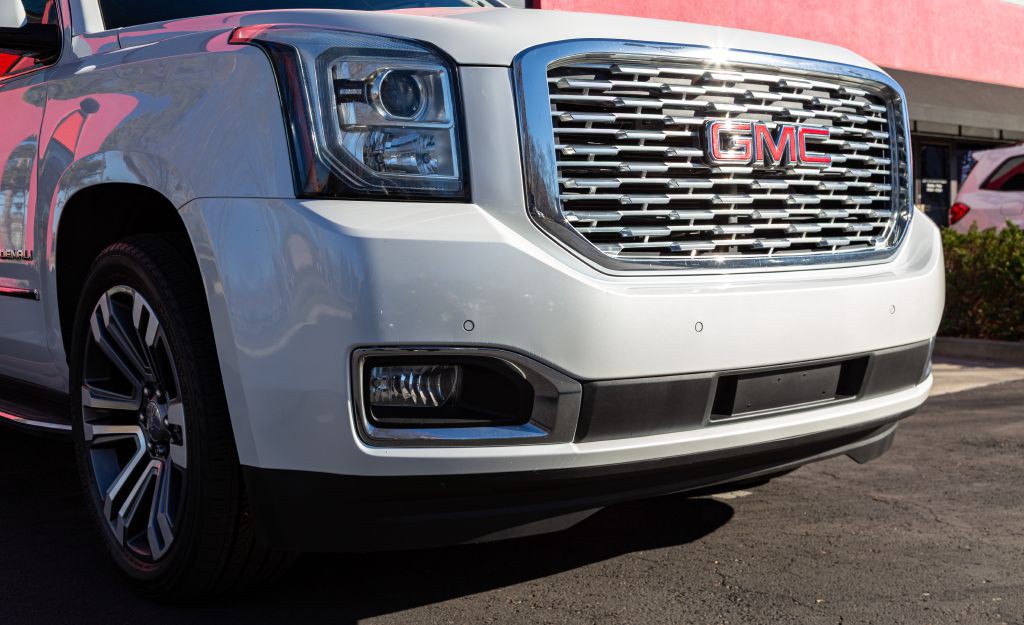 2018 GMC Yukon Image 9