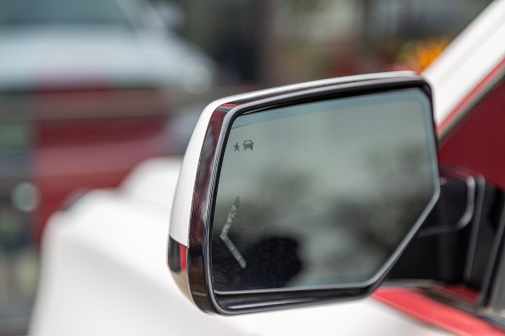 2018 GMC Yukon Image 46