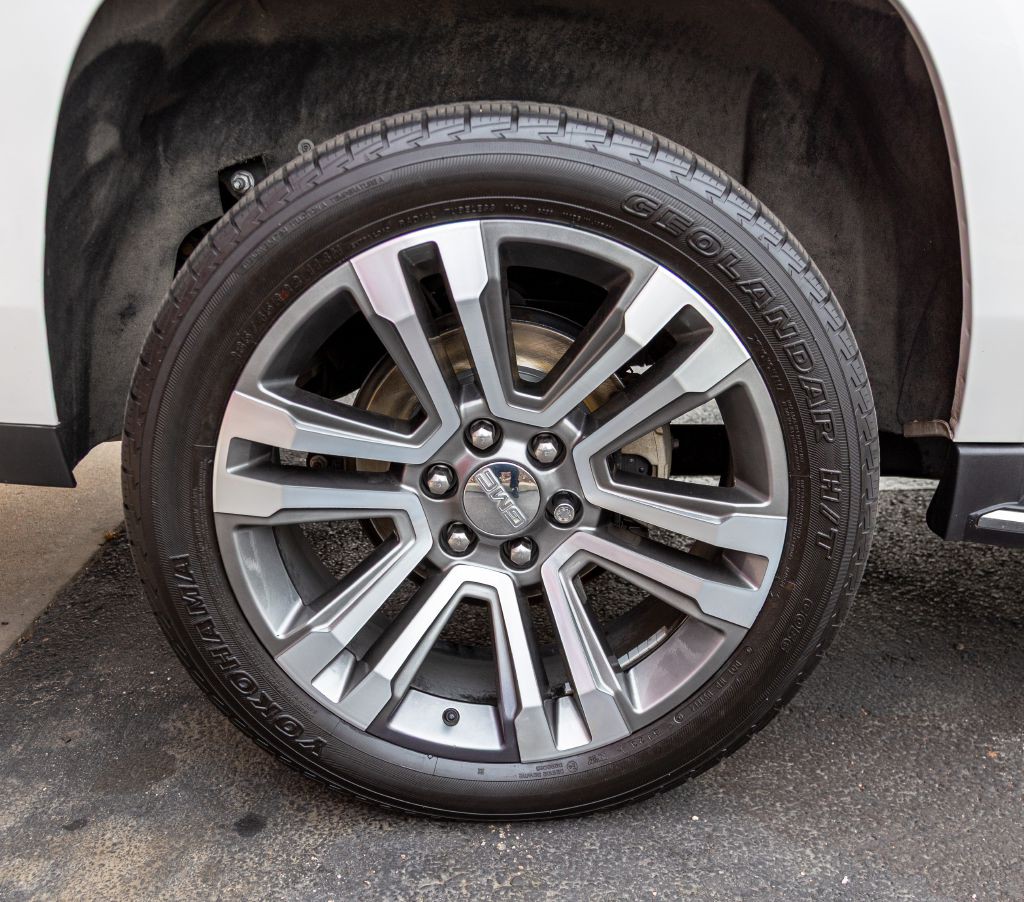 2018 GMC Yukon Image 66