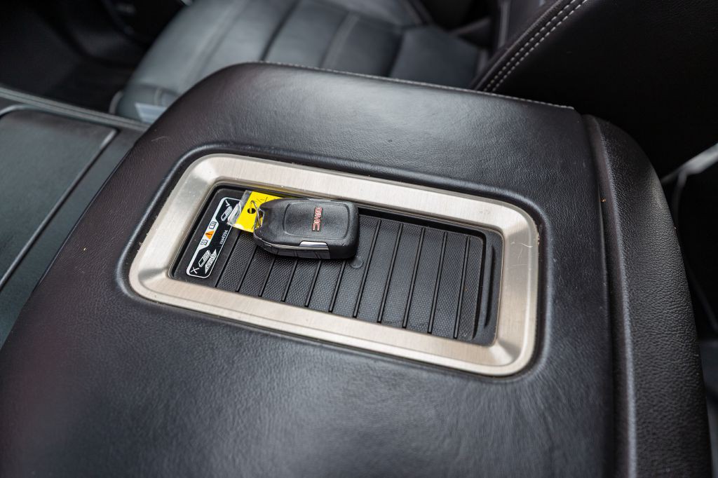 2018 GMC Yukon Image 118