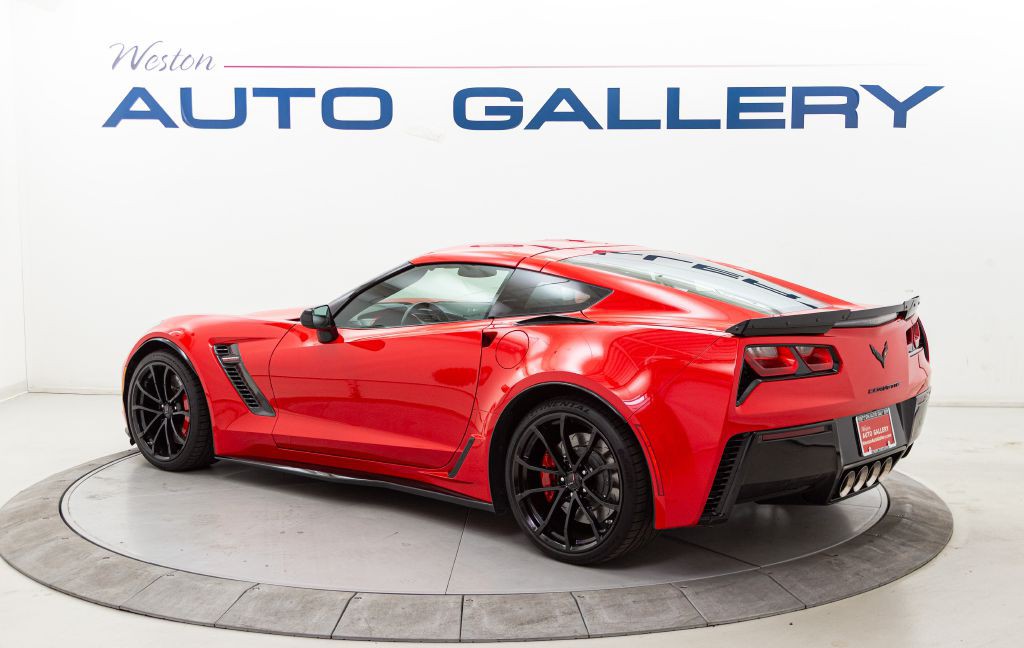 2017 Chevrolet Corvette Image 3
