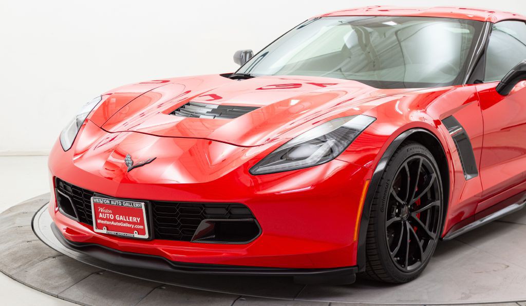 2017 Chevrolet Corvette Image 9