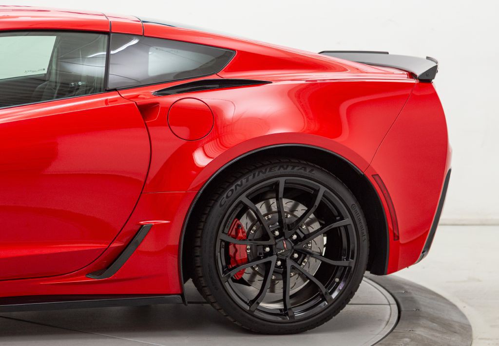 2017 Chevrolet Corvette Image 12