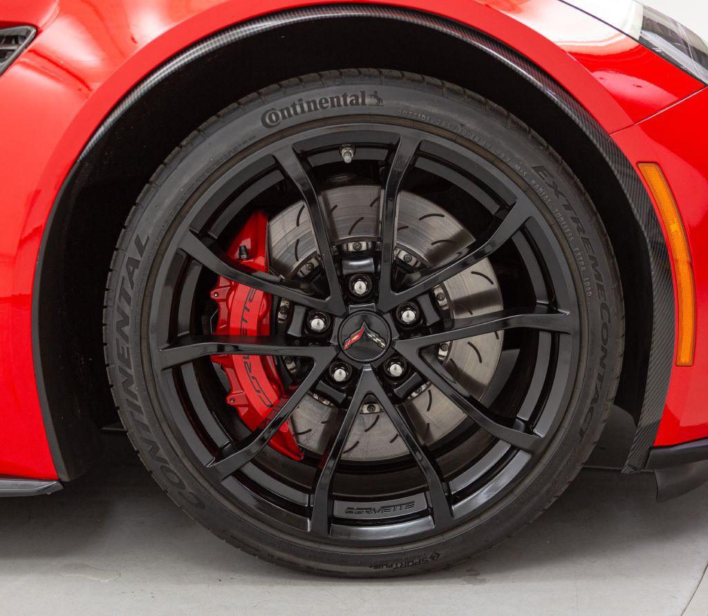 2017 Chevrolet Corvette Image 21