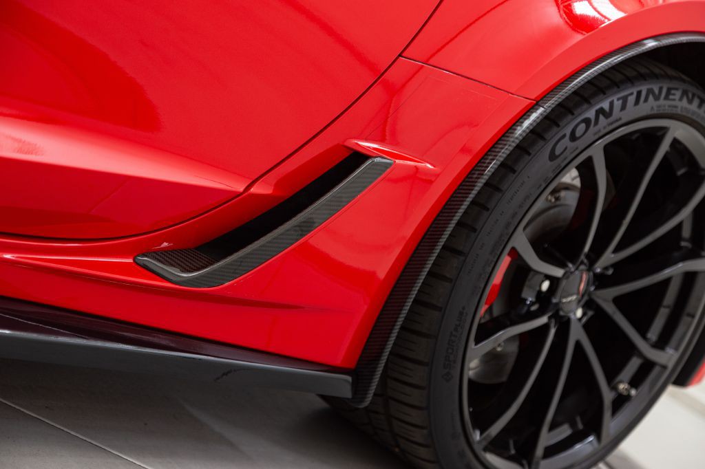 2017 Chevrolet Corvette Image 32