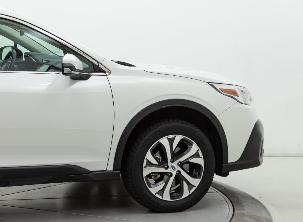 2022 Subaru Outback Image 17