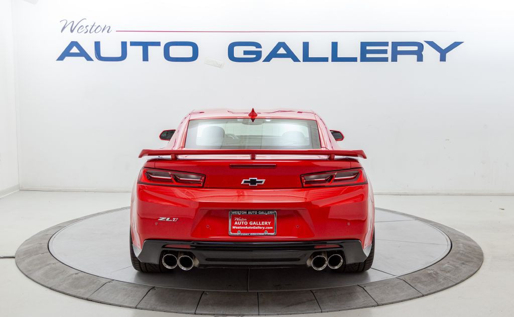 2018 Chevrolet Camaro Image 4