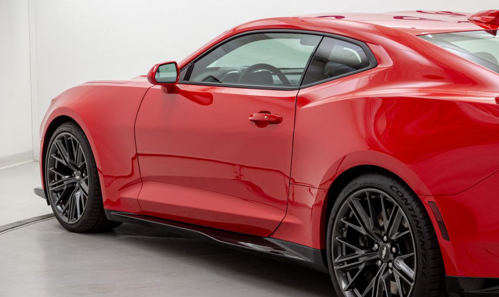 2018 Chevrolet Camaro Image 12