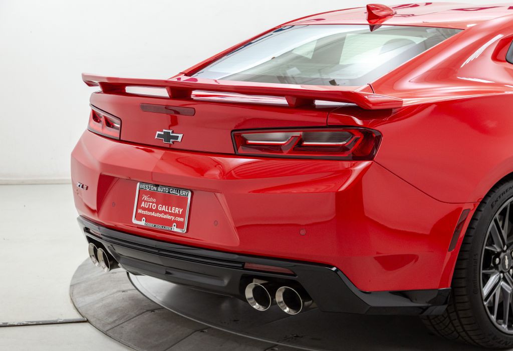 2018 Chevrolet Camaro Image 14