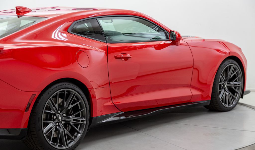 2018 Chevrolet Camaro Image 15