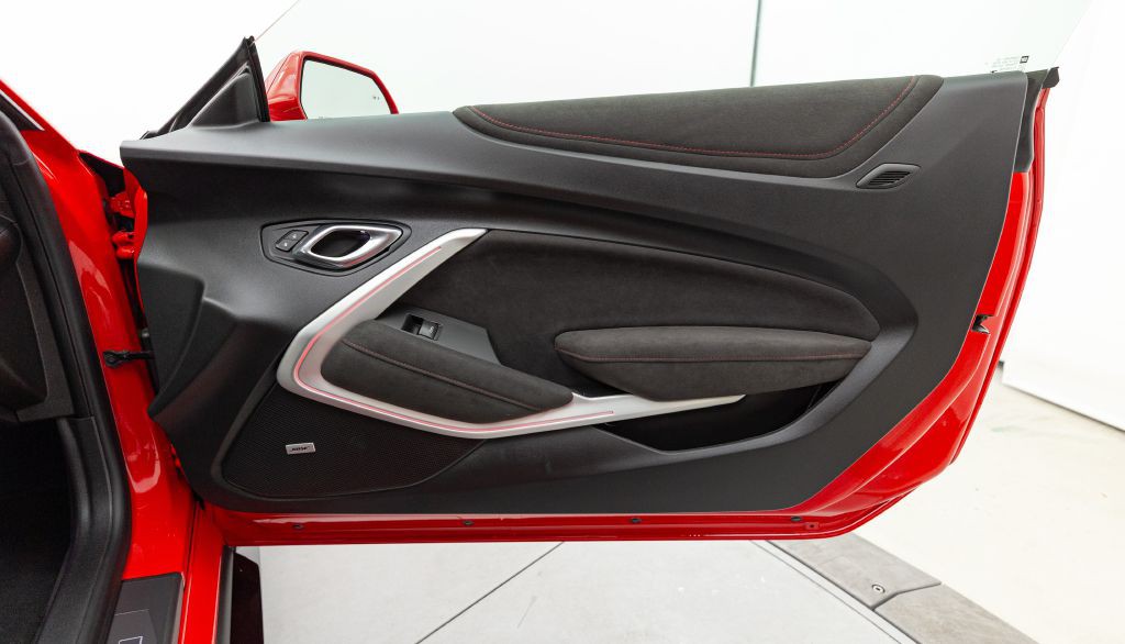 2018 Chevrolet Camaro Image 37