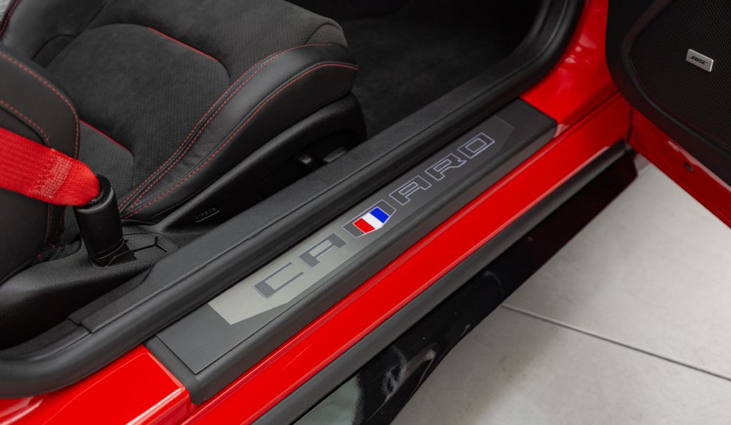 2018 Chevrolet Camaro Image 38