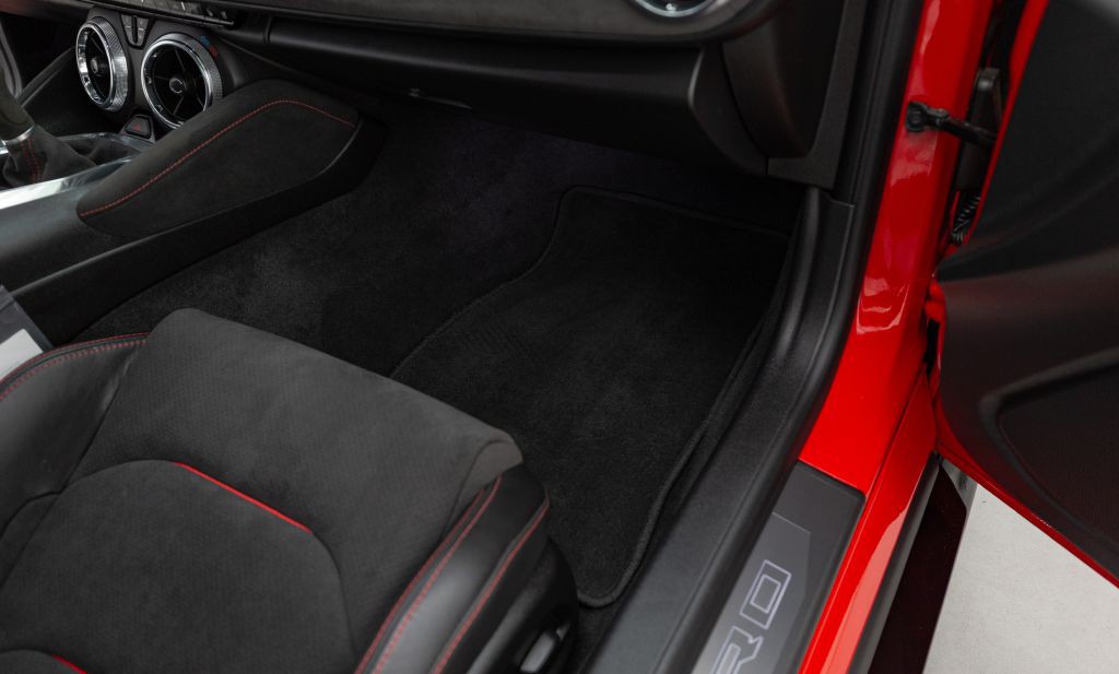 2018 Chevrolet Camaro Image 39