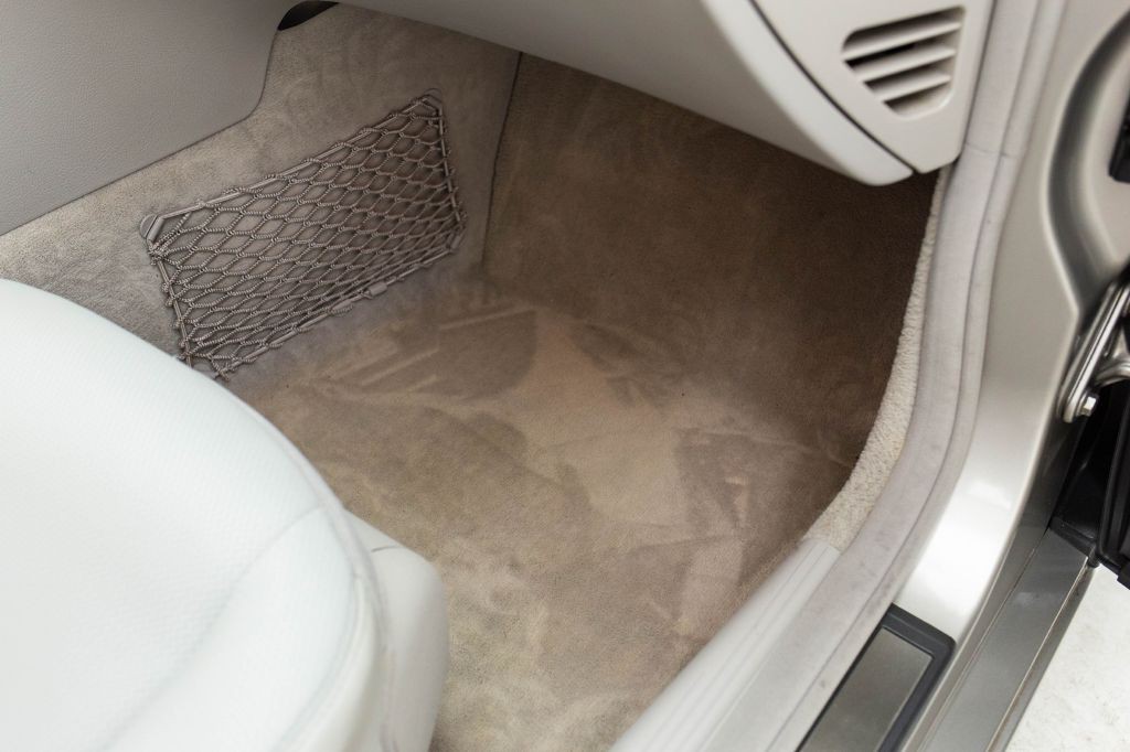 2005 Mercedes-Benz E-Class Image 29