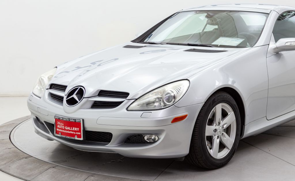 2006 Mercedes-Benz SLK-Class Image 9