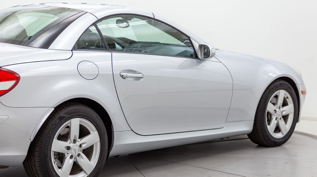 2006 Mercedes-Benz SLK-Class Image 16