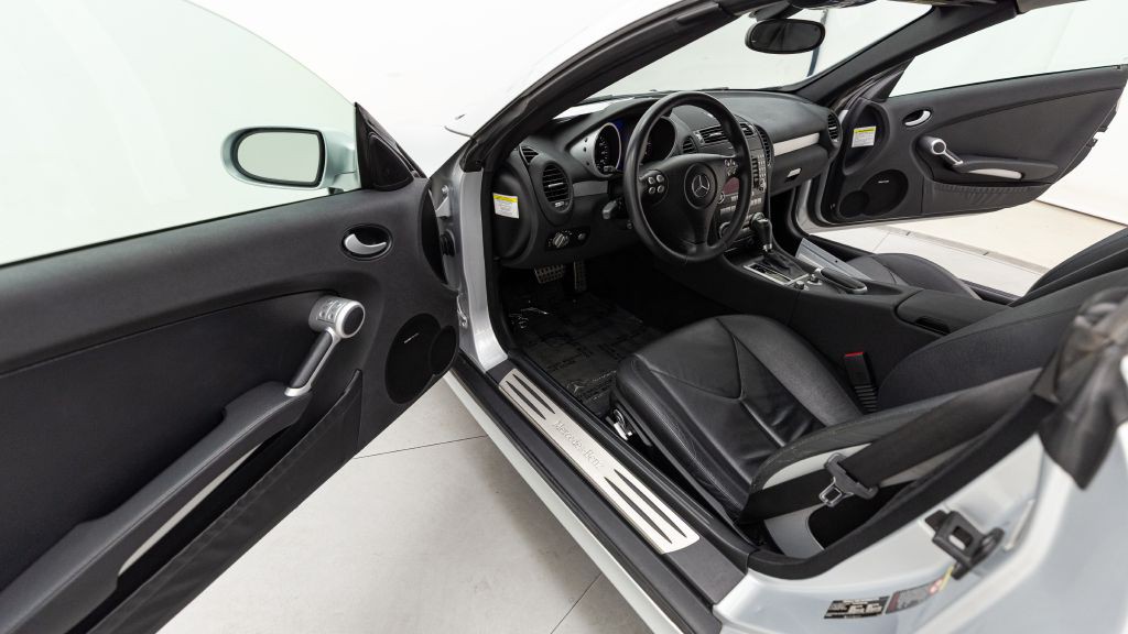 2006 Mercedes-Benz SLK-Class Image 28