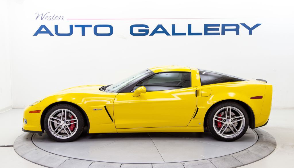 2007 Chevrolet Corvette Image 2