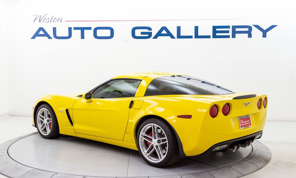 2007 Chevrolet Corvette Image 3
