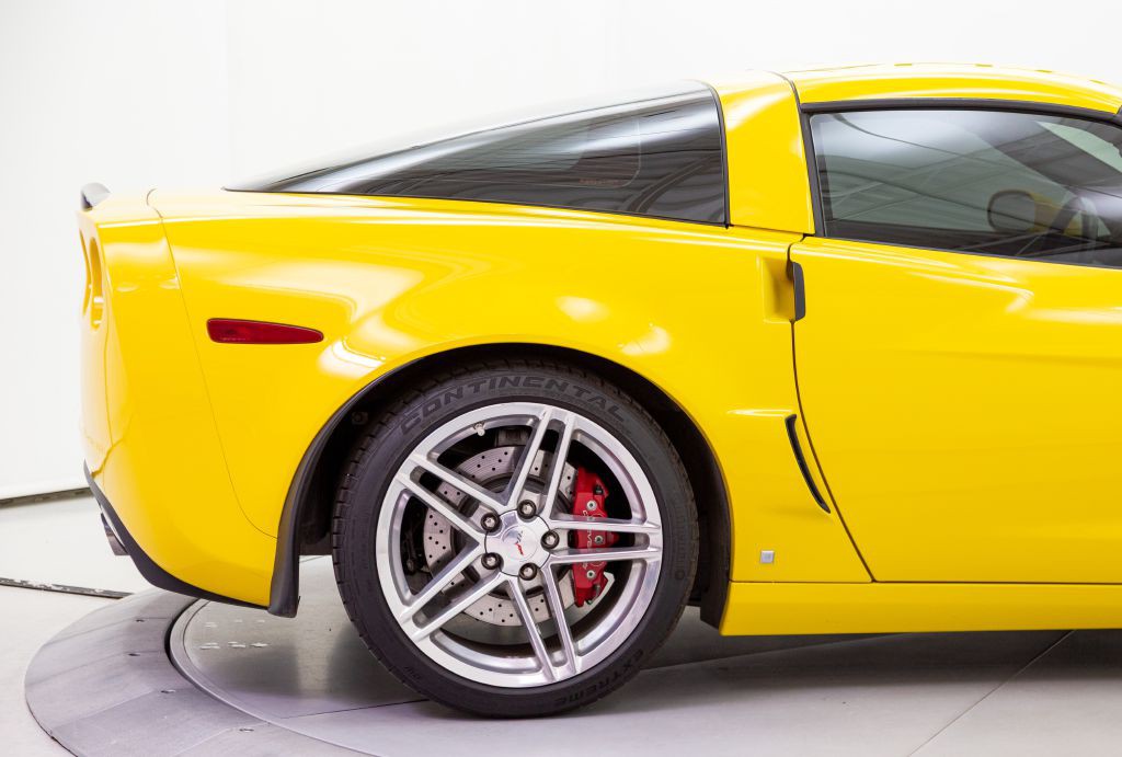 2007 Chevrolet Corvette Image 17