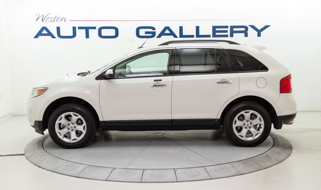 2011 Ford Edge Image 2