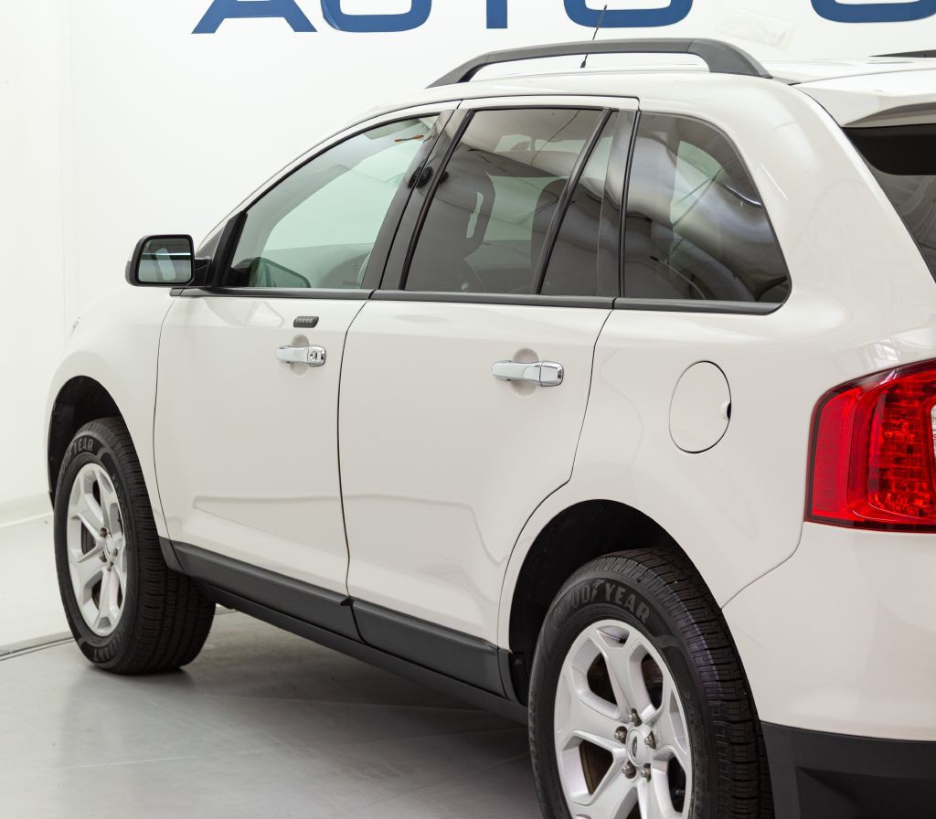 2011 Ford Edge Image 12