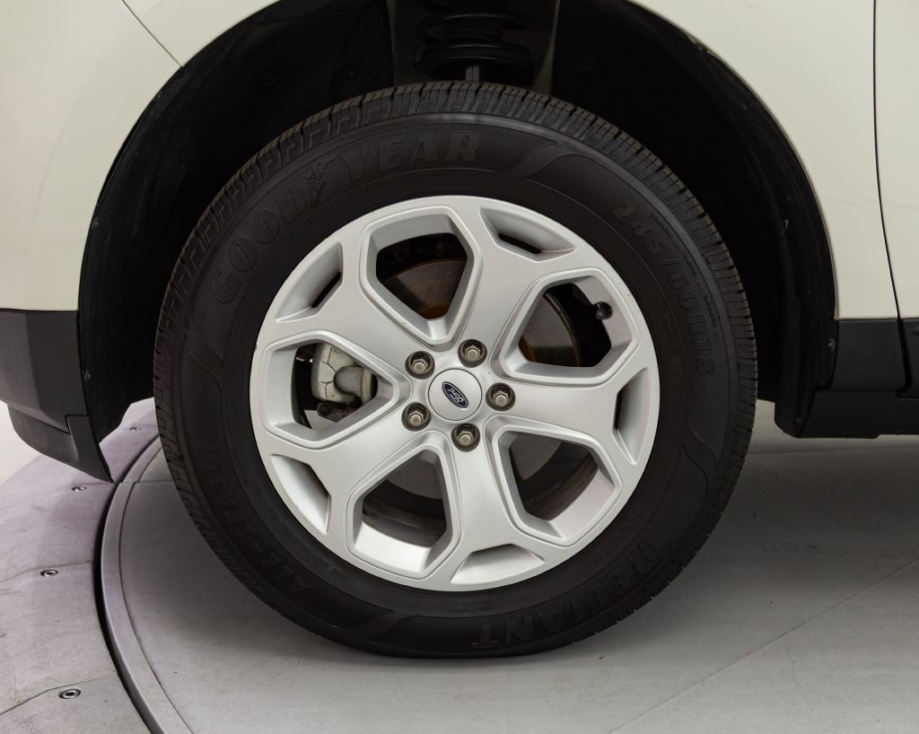 2011 Ford Edge Image 19