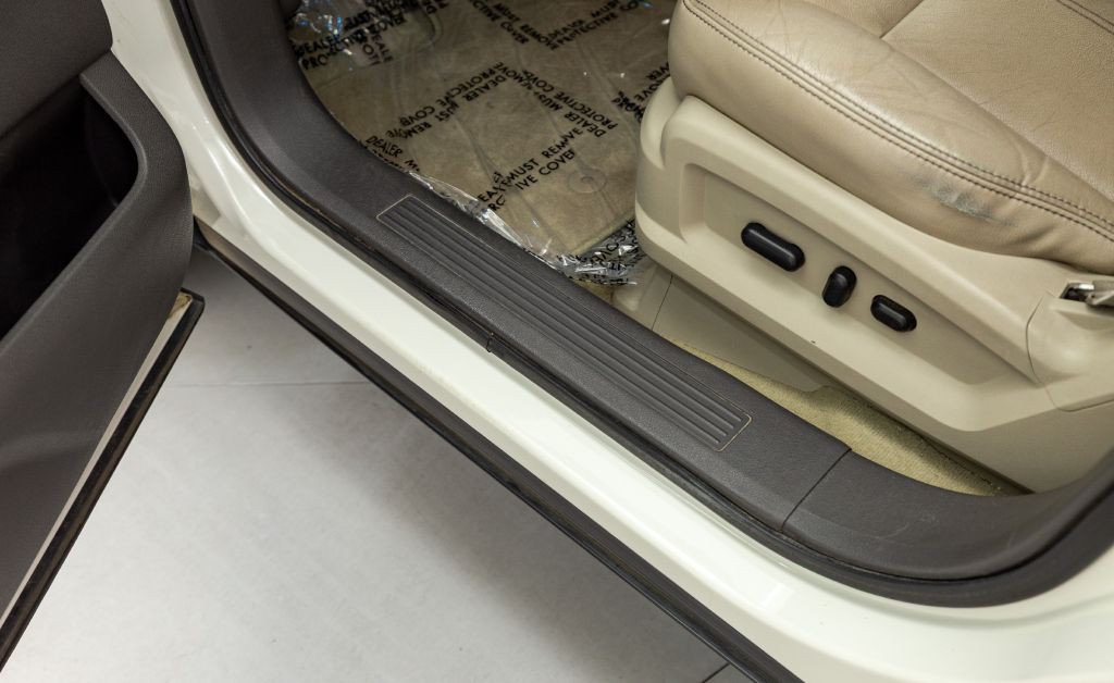 2011 Ford Edge Image 30