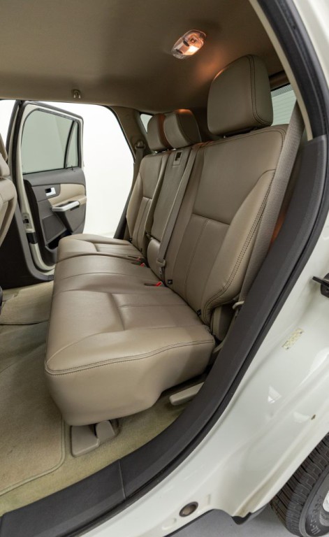 2011 Ford Edge Image 45
