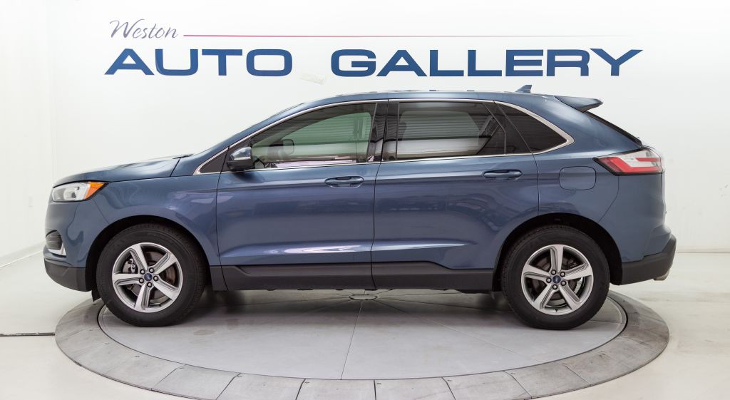 2019 Ford Edge Image 2
