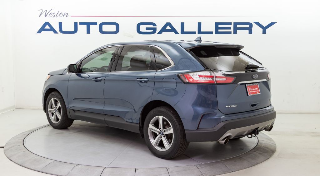 2019 Ford Edge Image 3