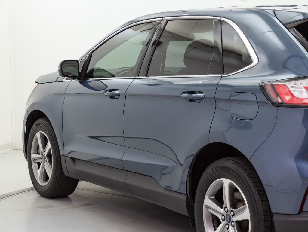 2019 Ford Edge Image 13