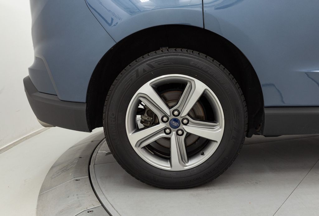 2019 Ford Edge Image 23