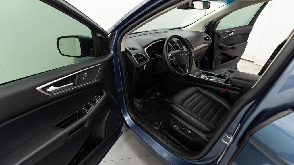 2019 Ford Edge Image 27