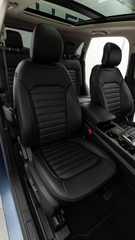 2019 Ford Edge Image 35