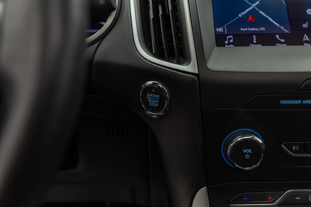 2019 Ford Edge Image 52