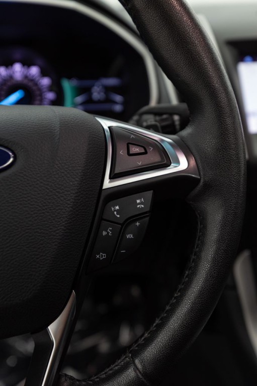 2019 Ford Edge Image 65